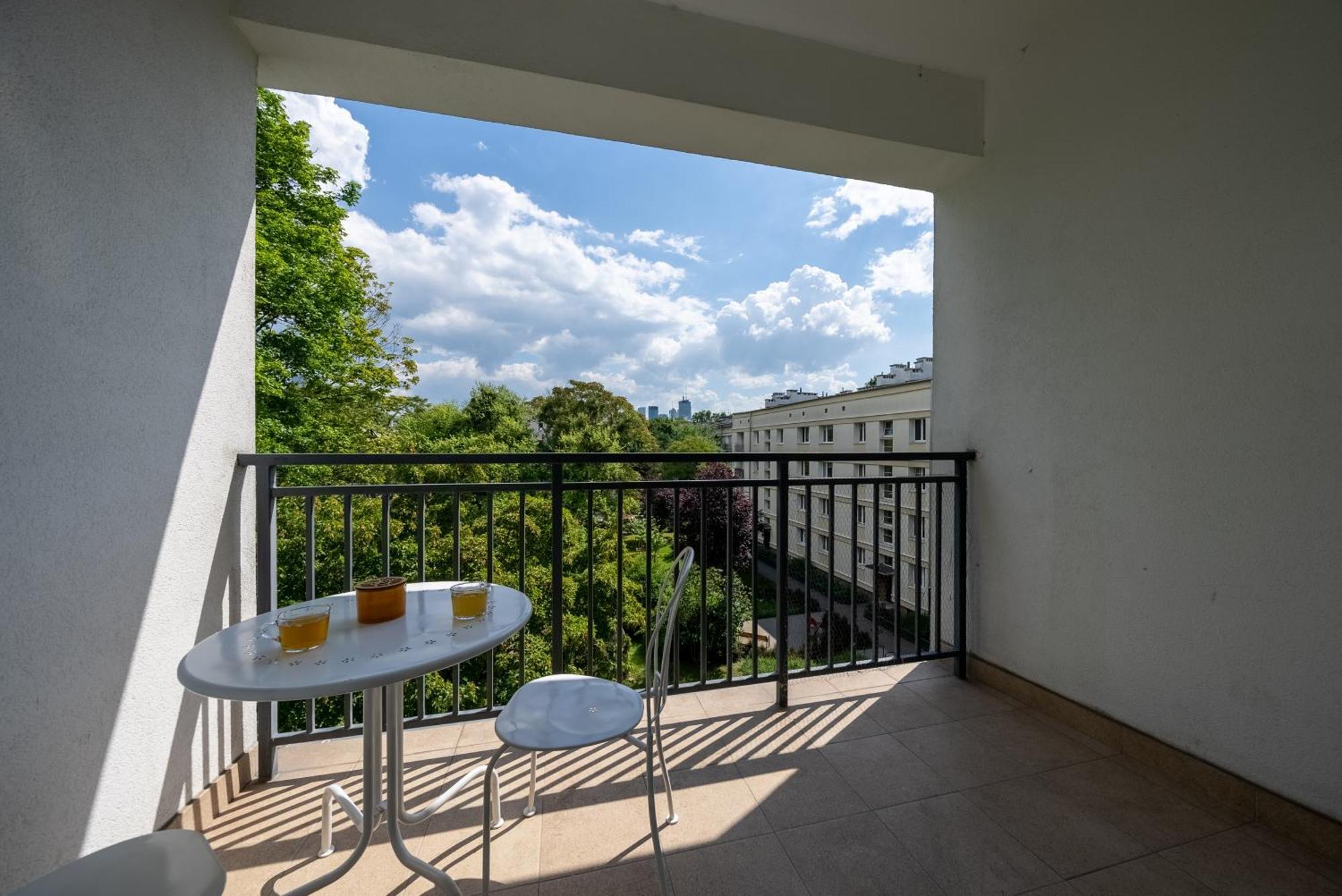 Apartment Downtown - Balcony&workspace - By Rentujemy Warschau